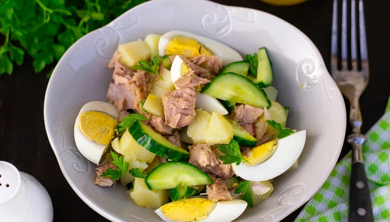 Ensalada de atún y patatas