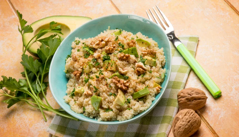 Ensalada de quinoa y nueces