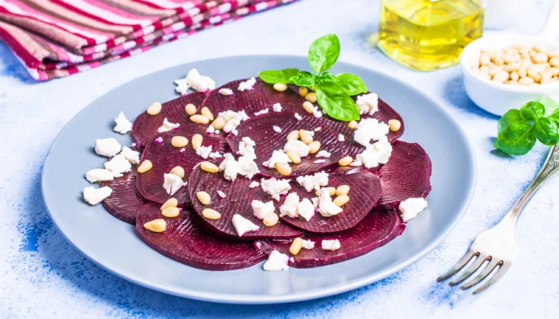 Ensalada de remolacha con queso