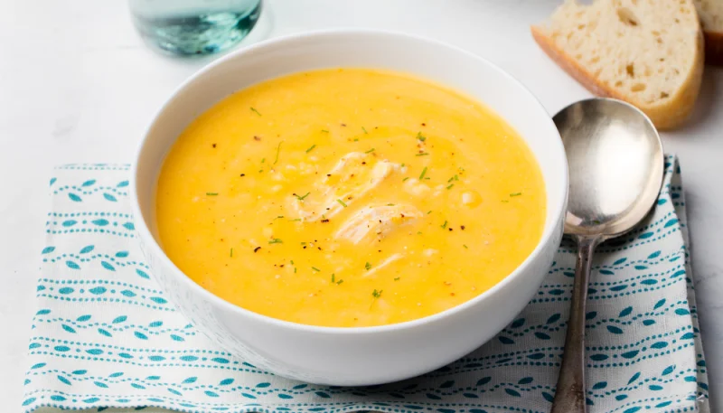 Sopa de calabaza y pollo