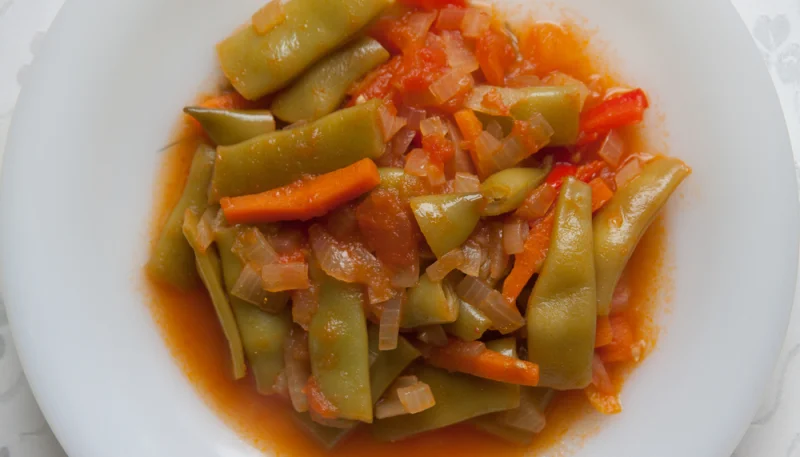 Vainas en salsa picante