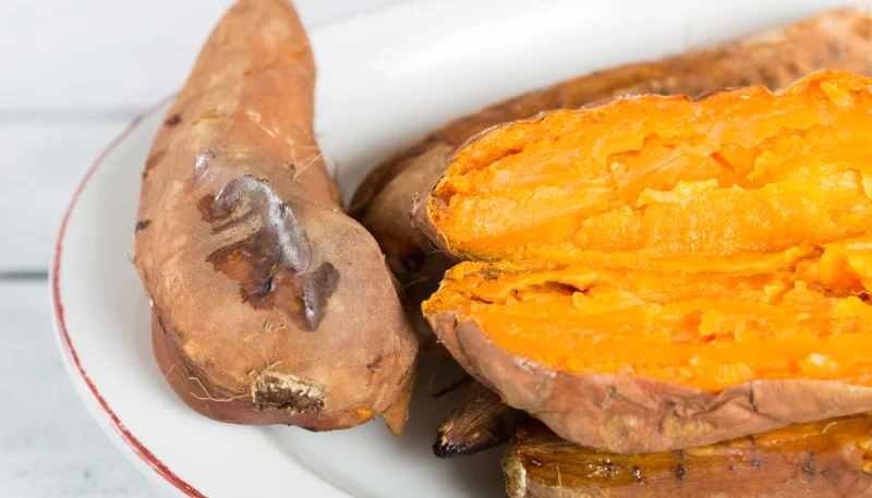 Batatas en microondas