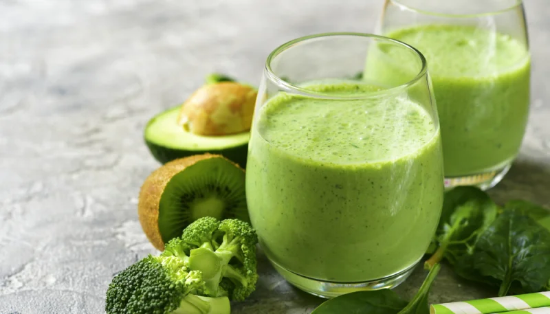 Batido de brócoli y aguacate