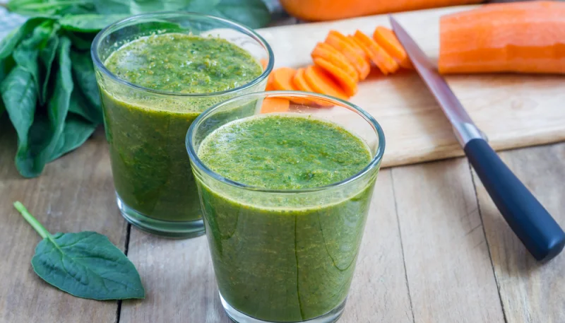 Batido de espinacas y zanahoria