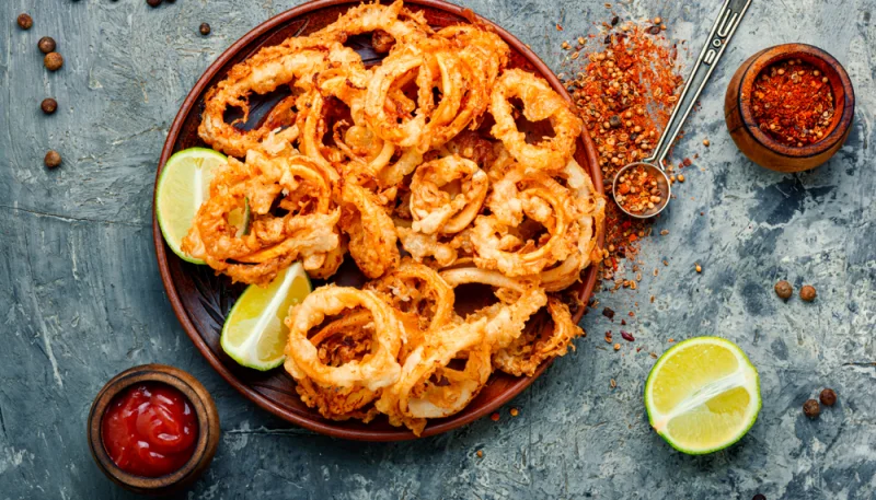 Calamares fritos picantes