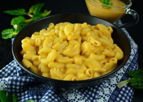 Macarrones con queso vegano