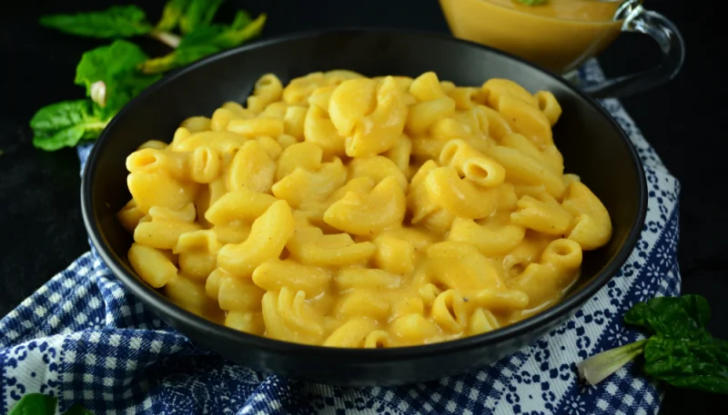 Macarrones con queso vegano