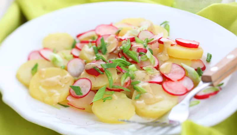 Patatas y rábanos con especias