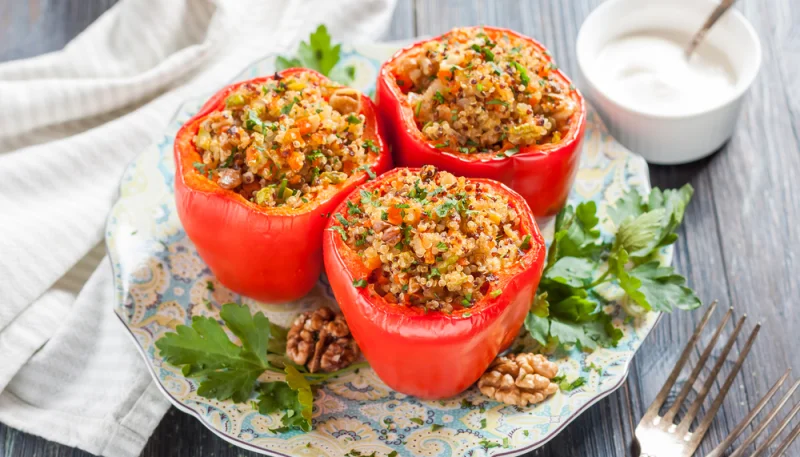 Pimientos rellenos de quinoa