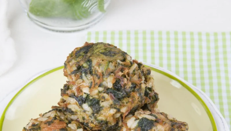 Bolitas de arroz y espinacas