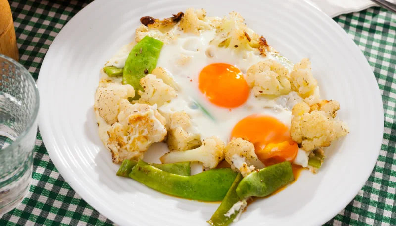 Coliflor con huevo