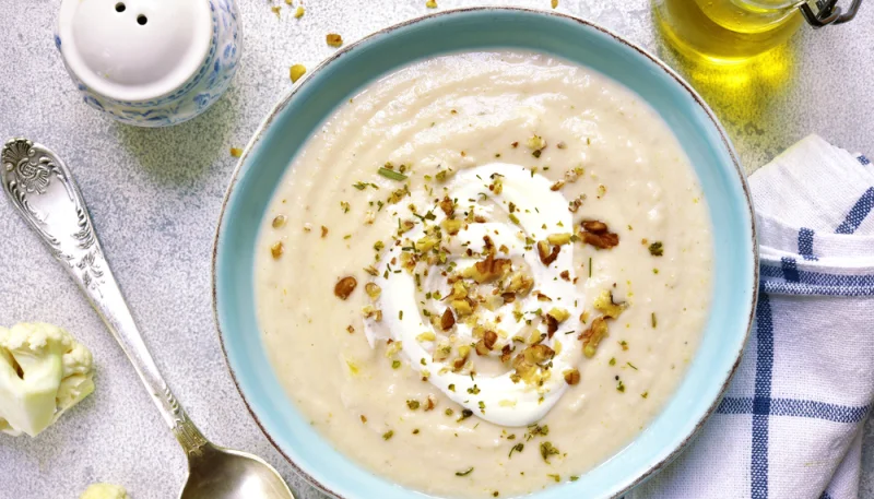 Crema de coliflor y nueces