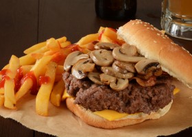 Hamburguesa con champiñones