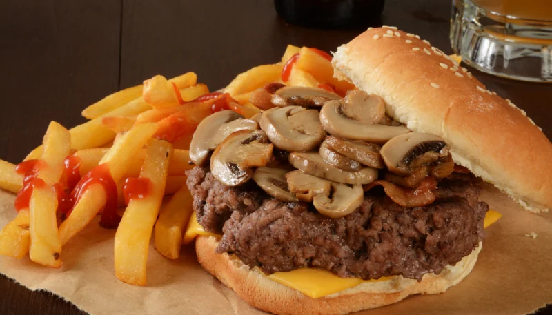 Hamburguesa con champiñones