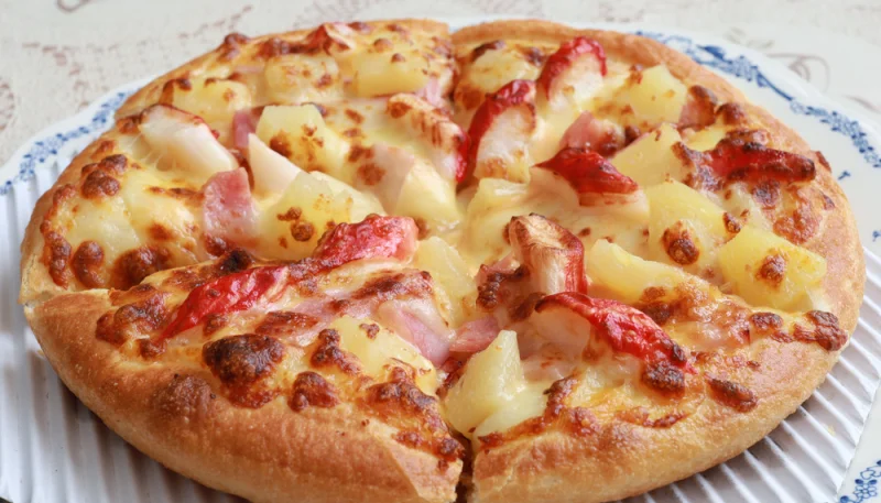 Pizza con palitos de cangrejo