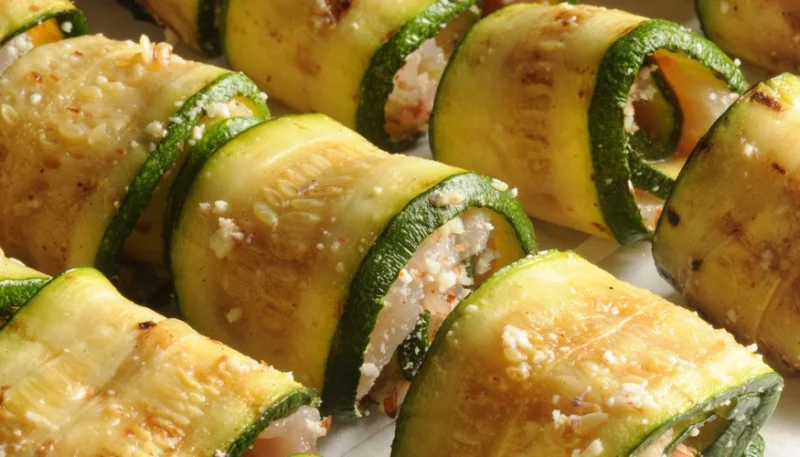 Rollitos de calabacín con atún