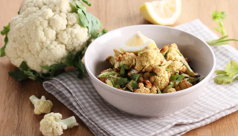 Ensalada de coliflor y nueces