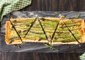 Quiche con esparragos verdes