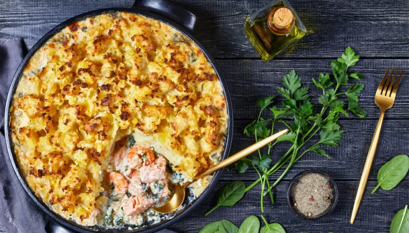 Tarta de salmón y gambas