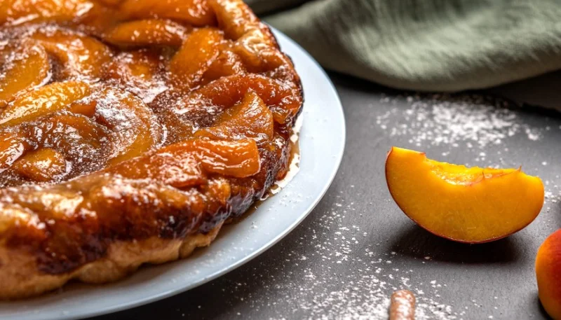 Tarta tatin de melocotones