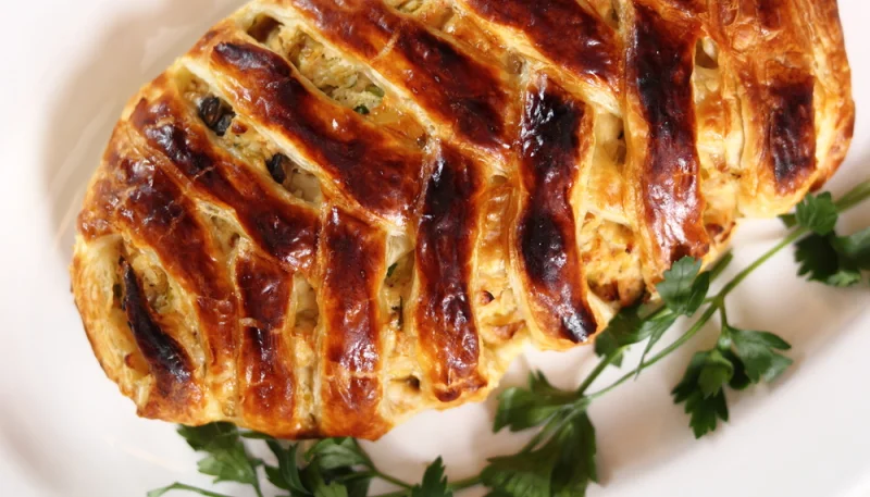 Hojaldre de queso y setas