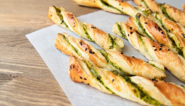 Palitos de pesto de rúcula