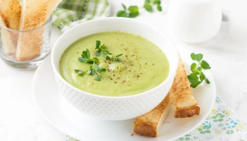 Crema de calabacín y puerro