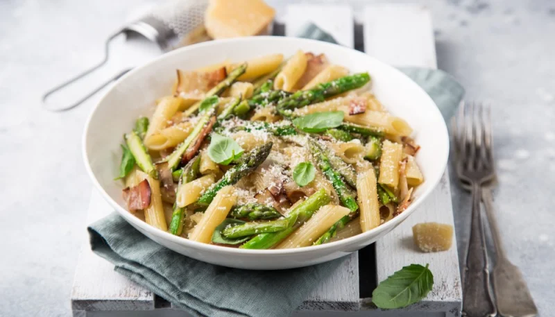 Pasta con espárragos
