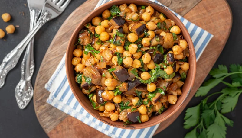 Potaje de garbanzos y berenjenas