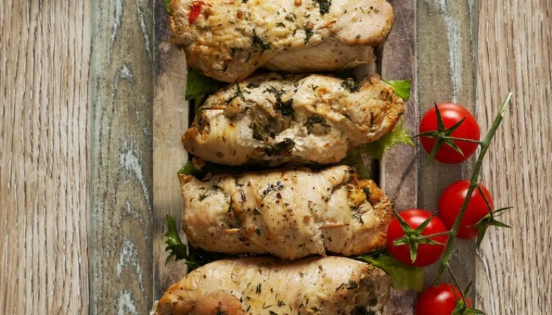 Rollitos de pollo, pato y espinacas