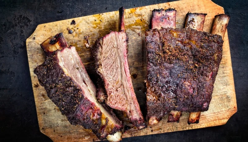 Costillas al vino tinto