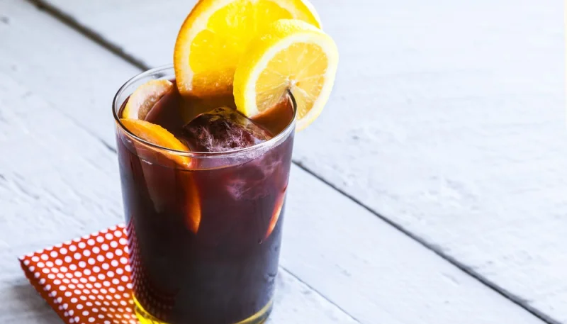 Tinto de verano con vermouth