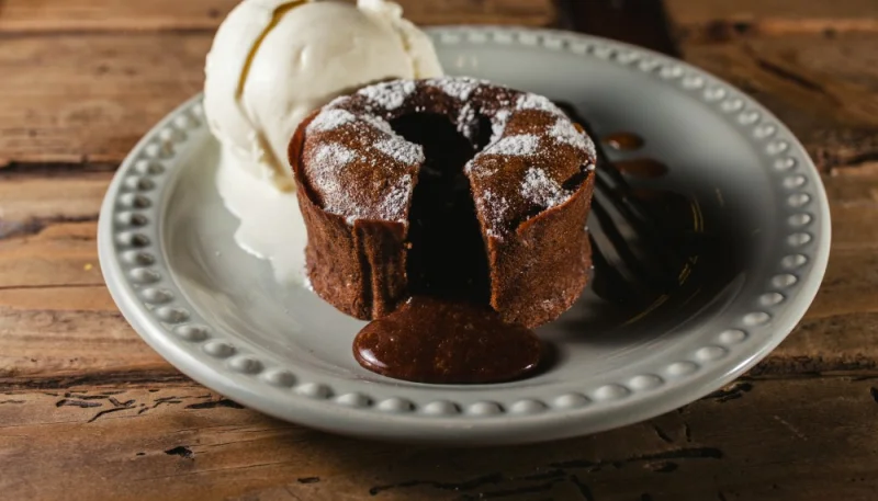 Coulant de dos chocolates