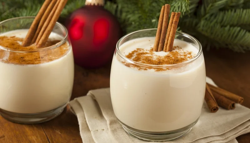 Ponche de chocolate blanco