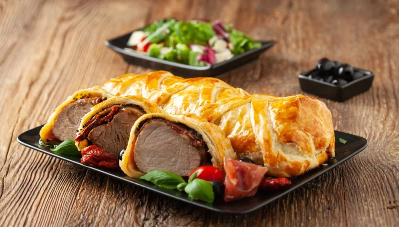 Solomillo de cerdo envuelto en hojaldre