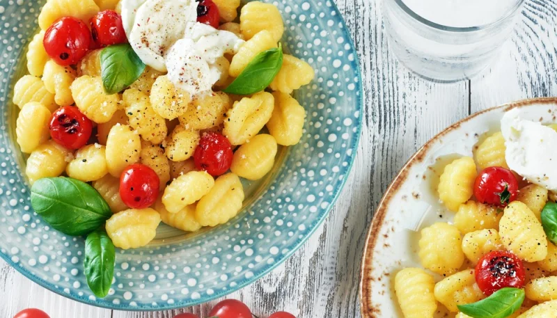 Ñoquis caprese al horno