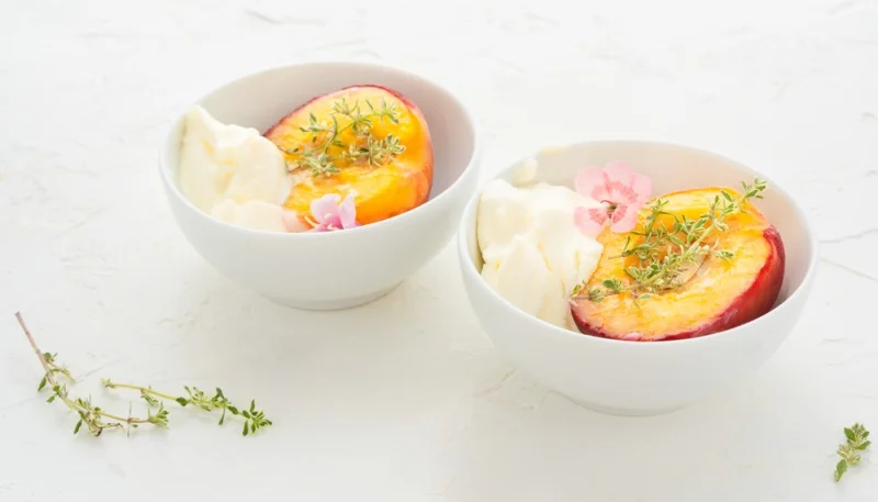 Granizado de melocotón y tomillo