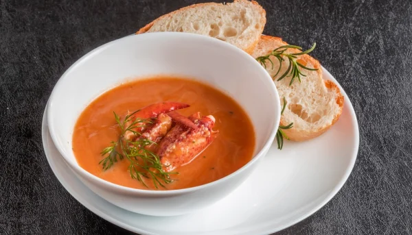 Caldereta de langosta menorquina